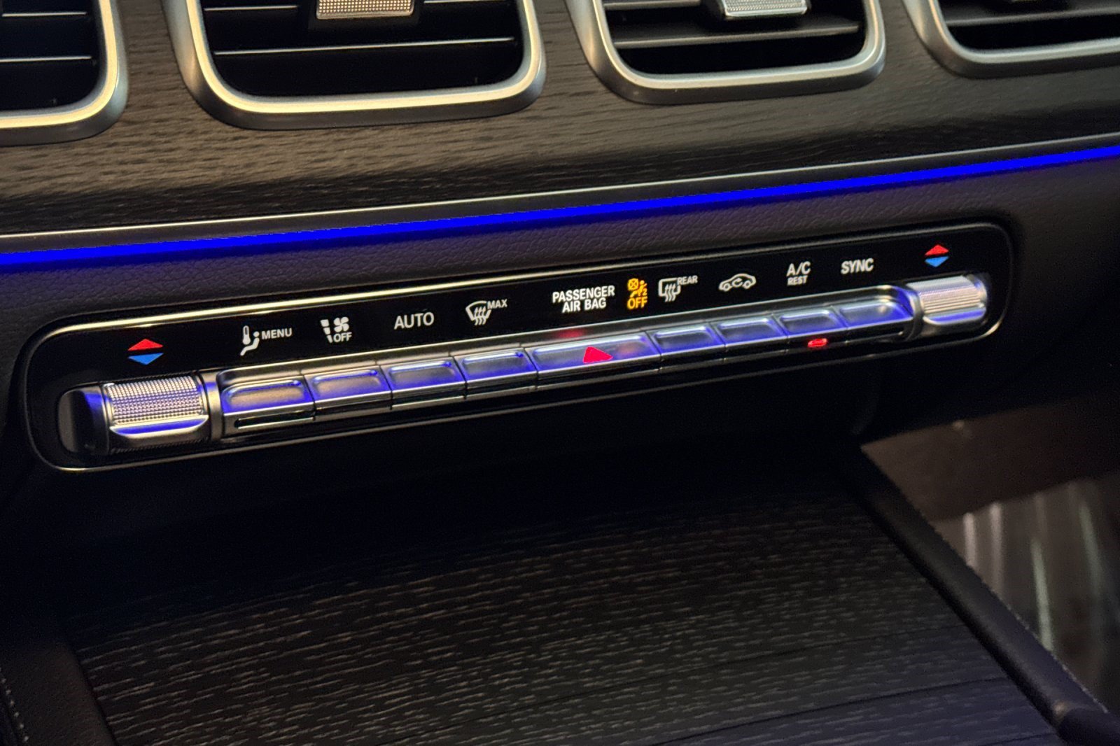 New 2025 Mercedes-Benz GLE 350 4MATIC image 14