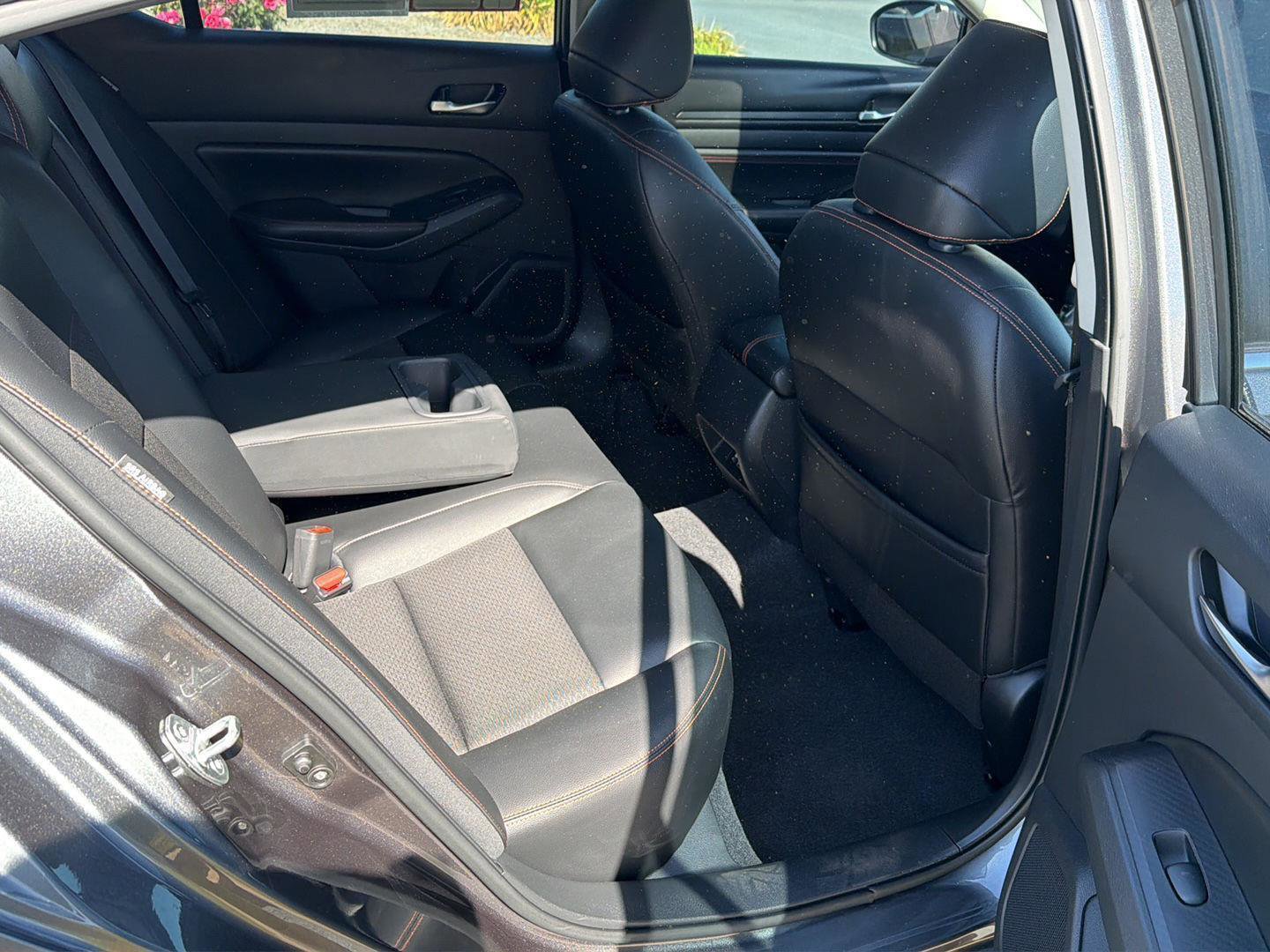 Used 2021 Nissan Altima 2.5 SR w/ SR Premium Package image 12