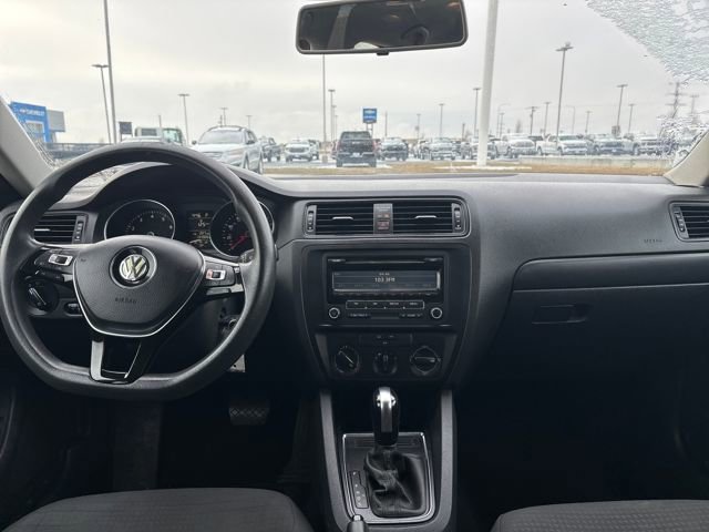 Used 2015 Volkswagen Jetta S image 12
