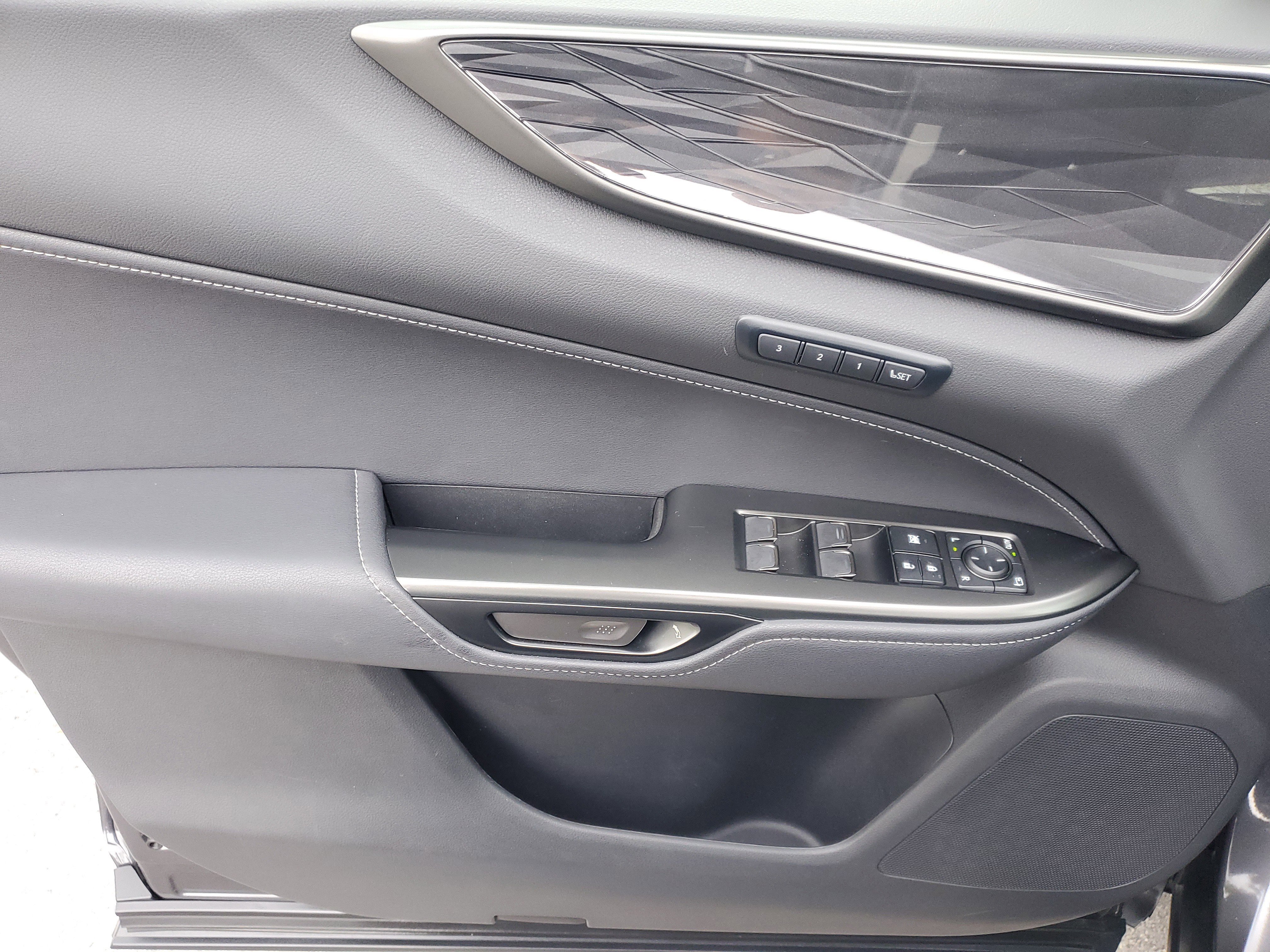 Used 2025 Lexus NX 350 AWD w/ Premium Package image 19