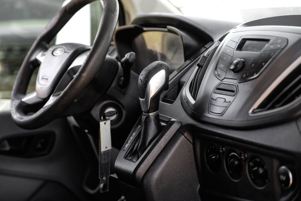 Used 2017 Ford Transit 350 XL image 16