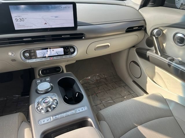 Used 2025 Genesis GV60 Advanced AWD/4WD image 20