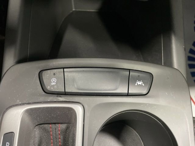 Used 2024 Chevrolet Trax RS FWD image 18