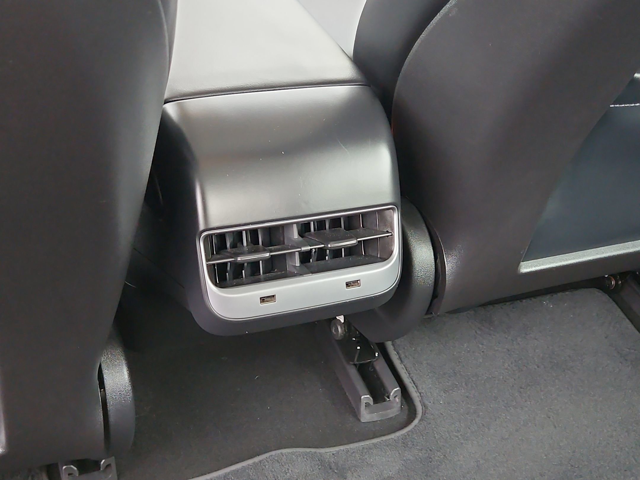 Used 2018 Tesla Model 3 Long Range image 23