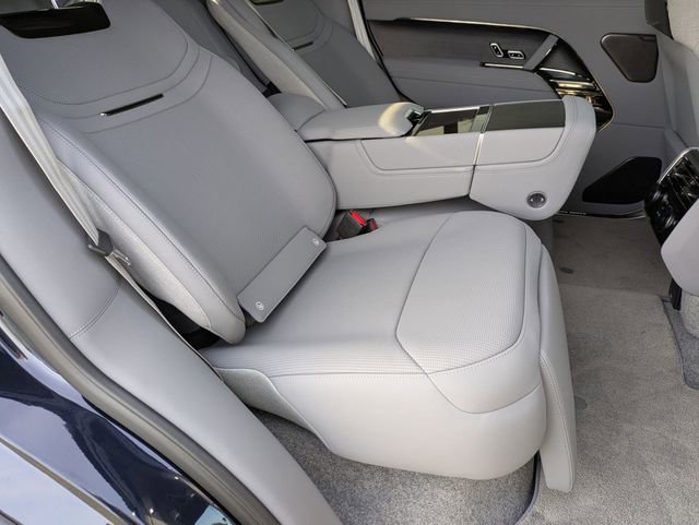 New 2026 Land Rover Range Rover SV image 17