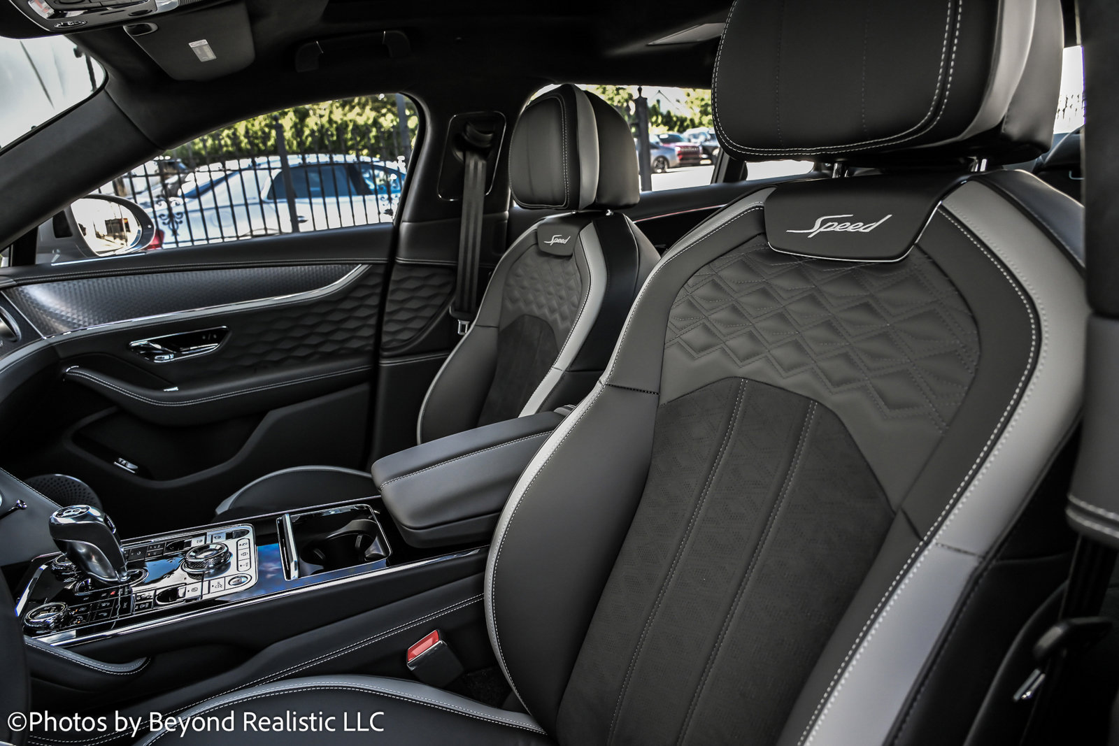 New 2025 Bentley Flying Spur Plug-In Hybrid image 26