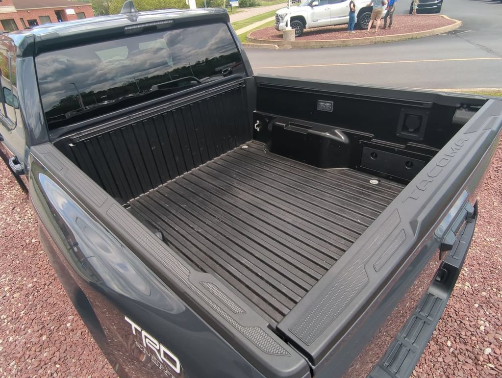 Used 2024 Toyota Tacoma TRD Sport AWD/4WD image 23
