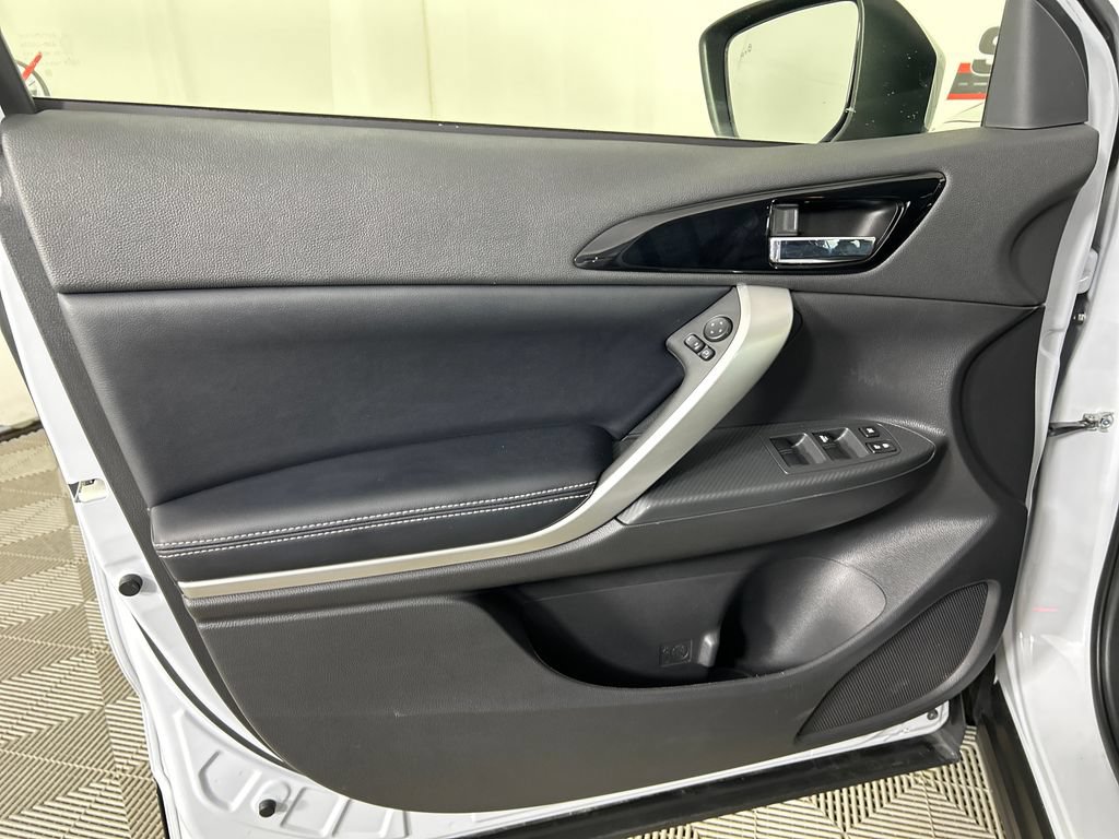 Used 2025 Mitsubishi Eclipse Cross SE AWD/4WD image 10