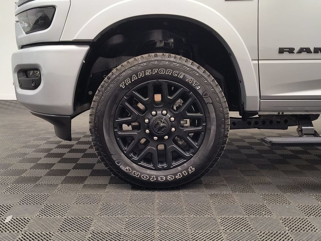 Used 2026 RAM 3500 Limited AWD/4WD image 11