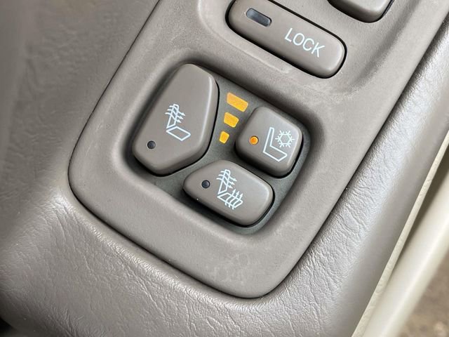 Used 2005 Cadillac De Ville FWD image 15