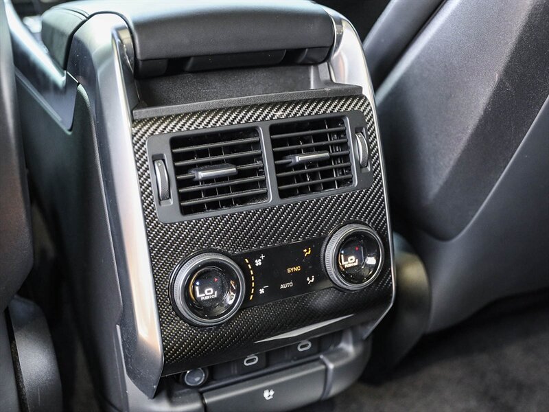 Used 2022 Land Rover Range Rover Sport SVR Carbon Edition AWD/4WD image 22