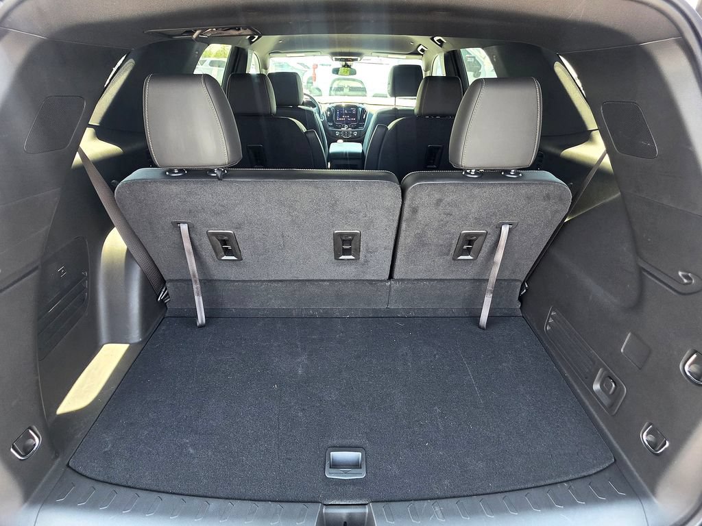 Used 2023 Chevrolet Traverse LT FWD image 8