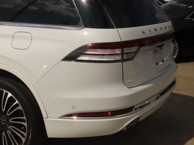 Certified 2022 Lincoln Aviator Black Label AWD/4WD image 14