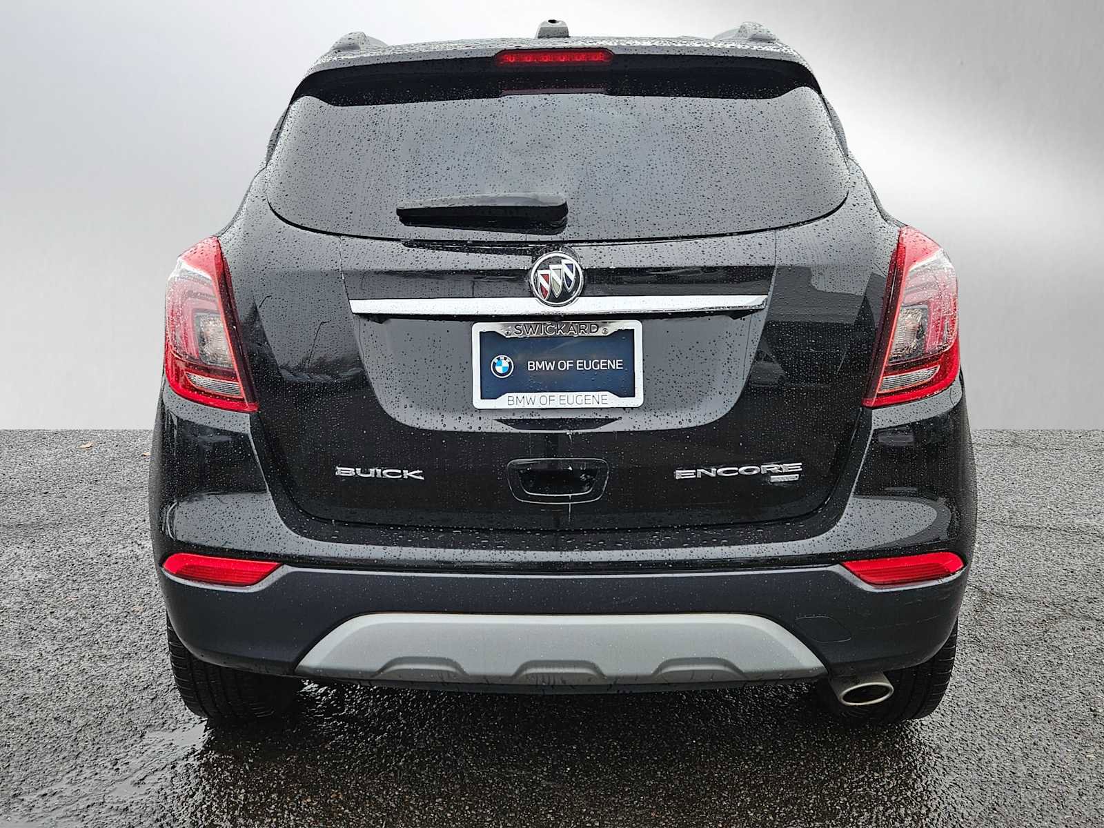 Used 2018 Buick Encore Preferred image 4