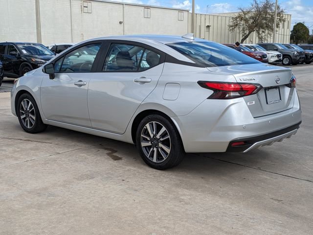 Used 2023 Nissan Versa SV image 8