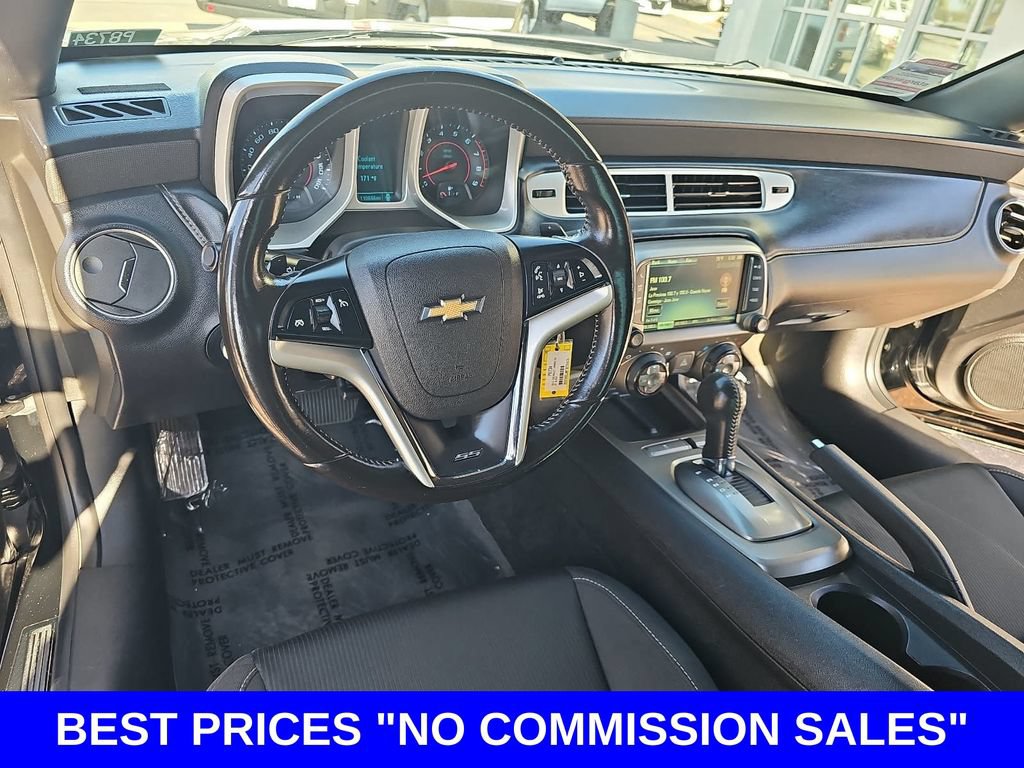 Used 2015 Chevrolet Camaro SS w/ RS Package RWD image 15