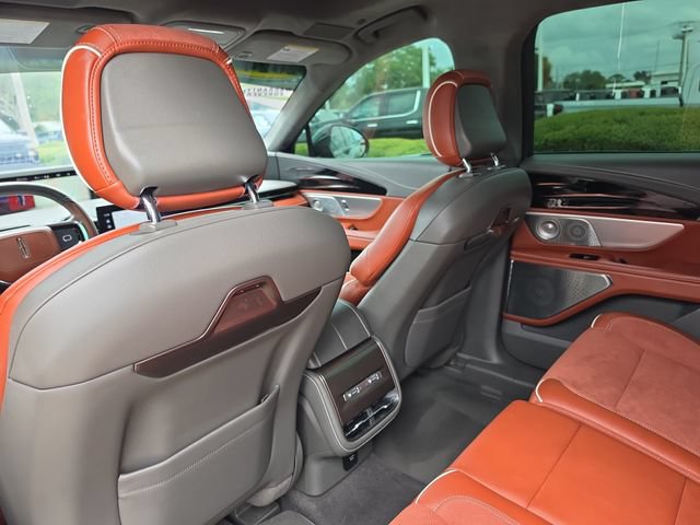 Used 2024 Lincoln Nautilus Black Label AWD/4WD image 11