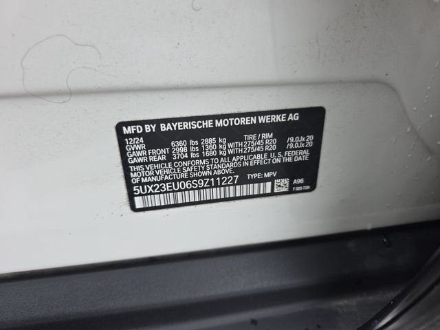 Used 2025 BMW X5 xDrive40i w/ Parking Assistance Package AWD/4WD image 37