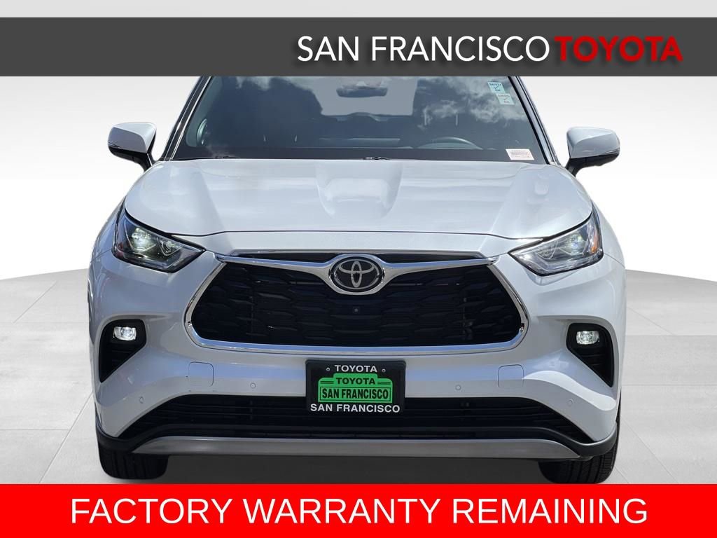 Used 2023 Toyota Highlander Platinum FWD image 8