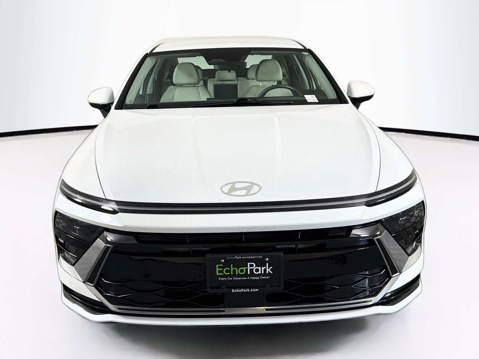 Used 2024 Hyundai Sonata SEL FWD image 2