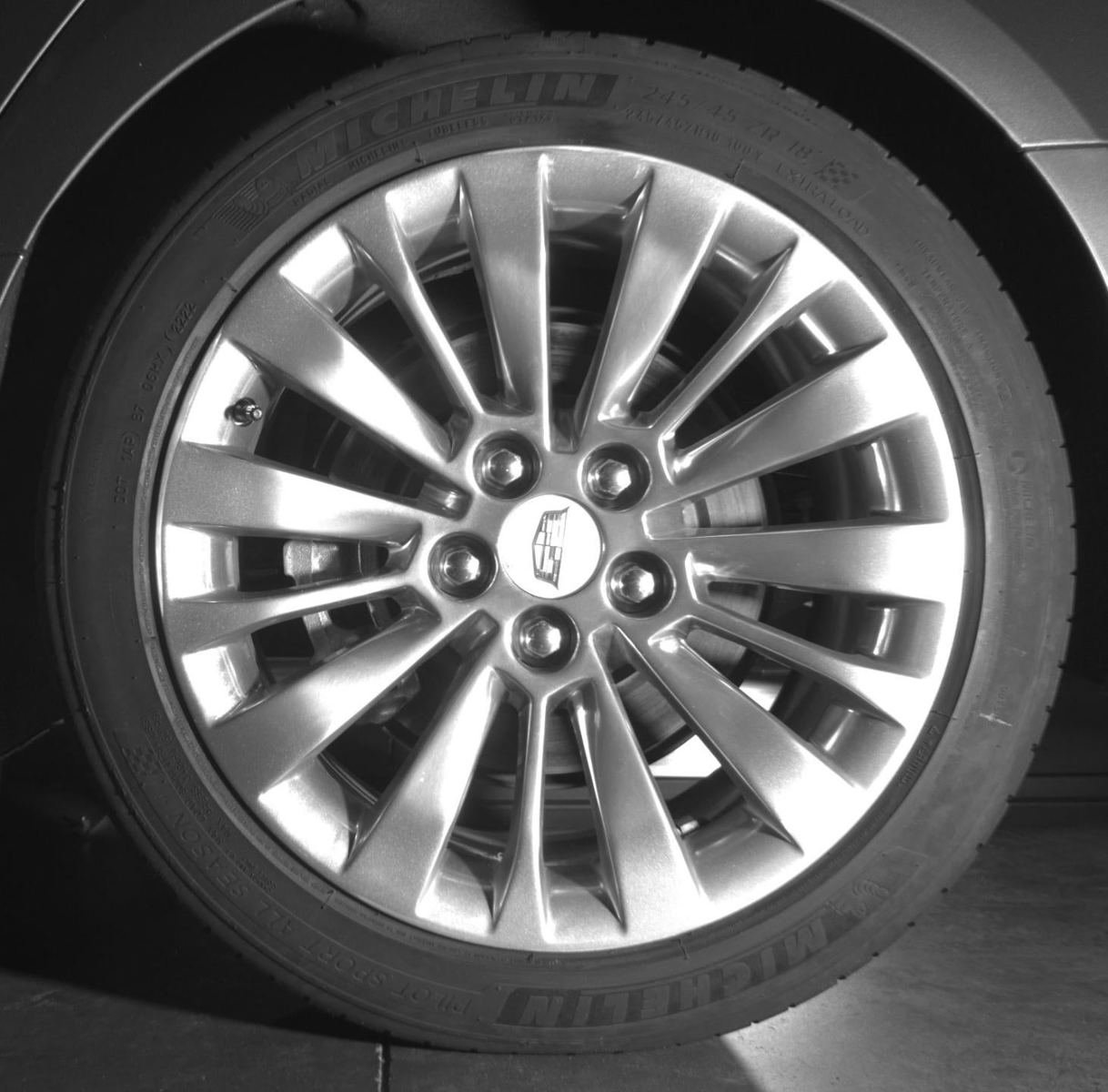 Used 2017 Cadillac CTS Luxury RWD image 21