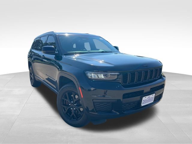 Used 2024 Jeep Grand Cherokee L Altitude AWD/4WD image 13
