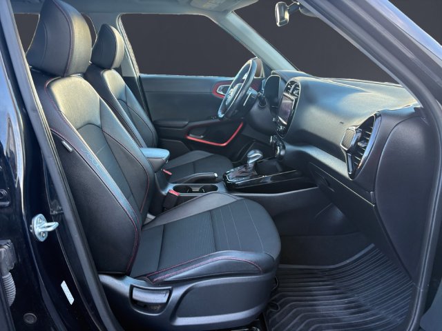 Used 2020 Kia Soul GT-Line Turbo FWD image 15
