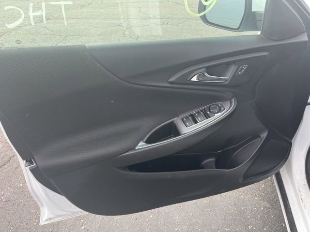 Used 2020 Chevrolet Malibu LT w/ Fleet LT Safety Plus Package image 11
