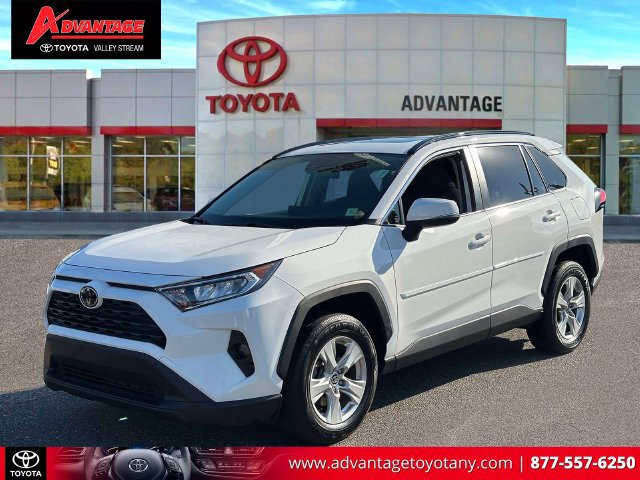 Certified 2021 Toyota RAV4 XLE w/ Convenience Package AWD/4WD image 4