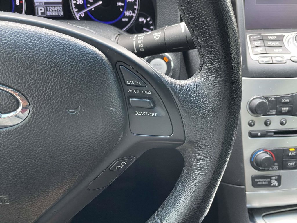 Used 2012 INFINITI G37 Convertible w/ Premium Pkg RWD image 18