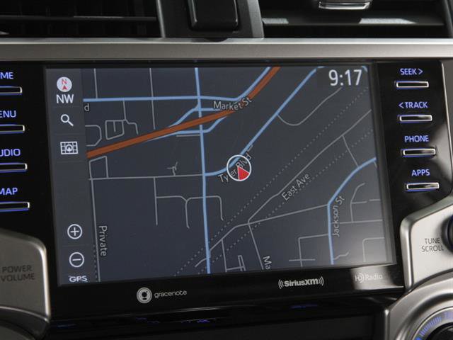 Used 2020 Toyota 4Runner SR5 Premium image 10