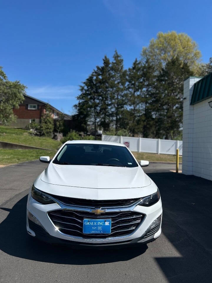 Used 2020 Chevrolet Malibu LT image 2