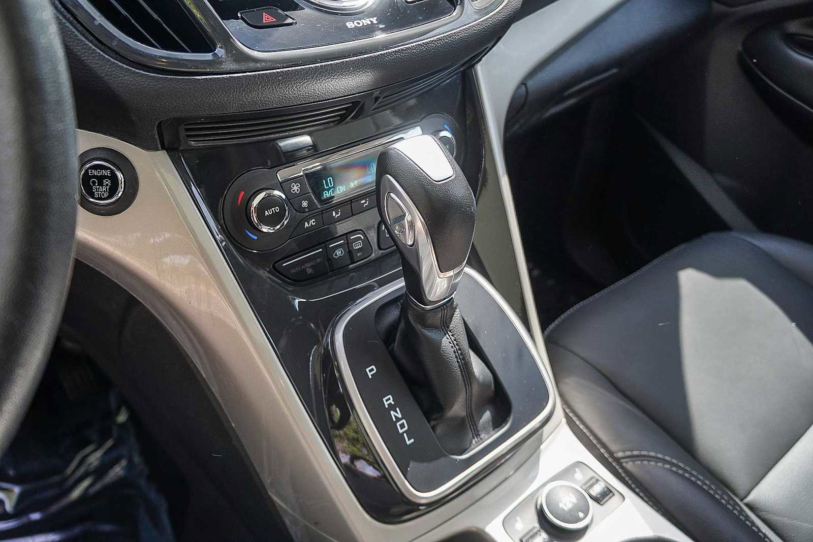 Used 2016 Ford C-MAX Energi SEL w/ Equipment Group 303A image 21