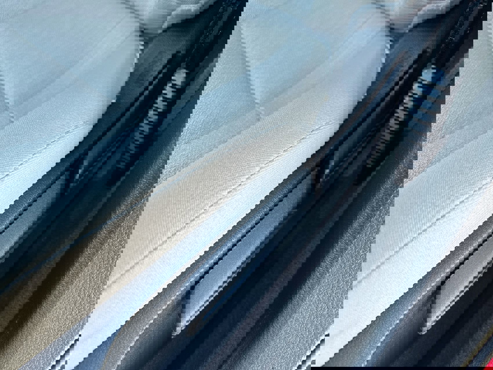 Used 2025 Honda Accord LX image 12