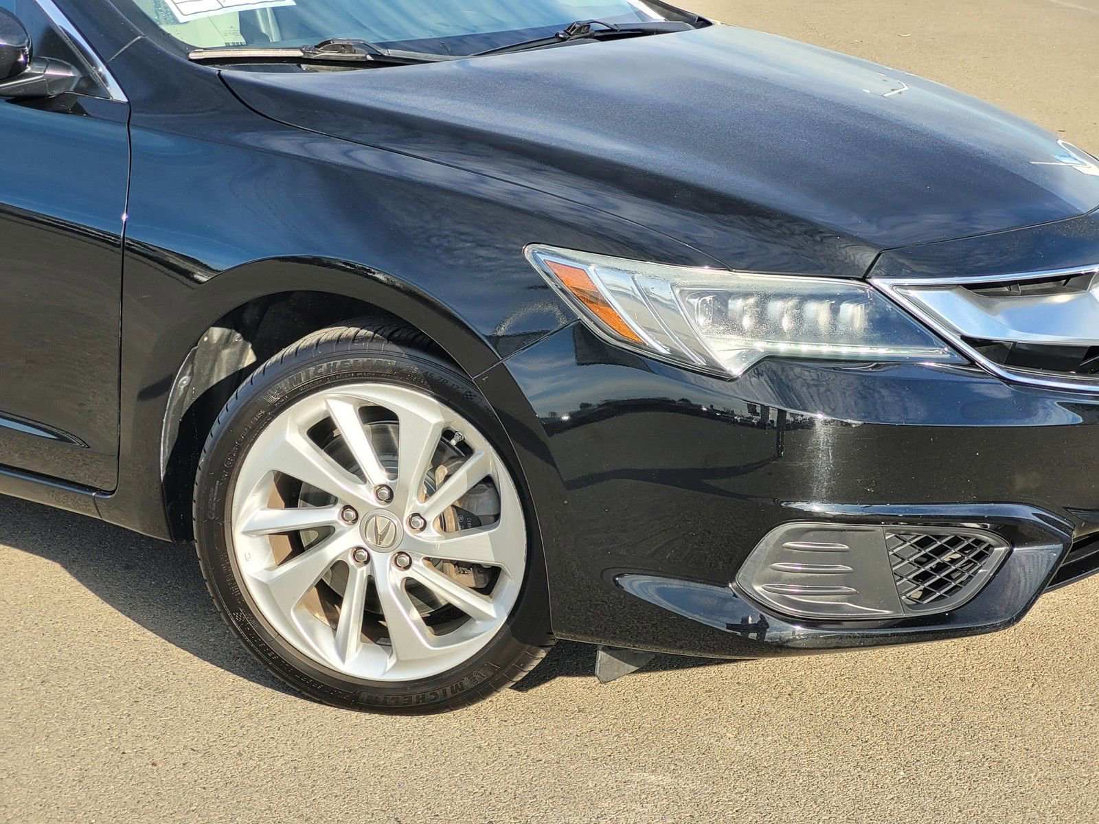Used 2016 Acura ILX image 3