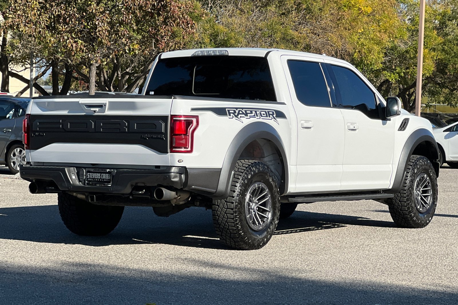 Used 2019 Ford F150 Raptor w/ Equipment Group 802A Luxury image 4