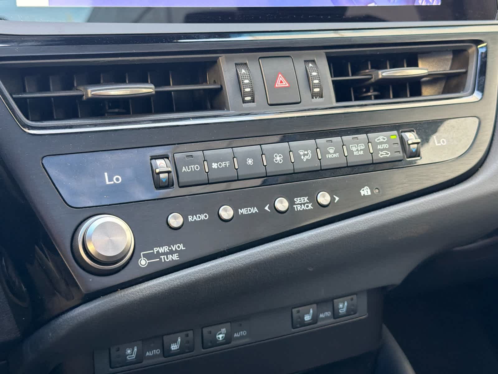 Certified 2025 Lexus ES 350 w/ Premium Package FWD image 21