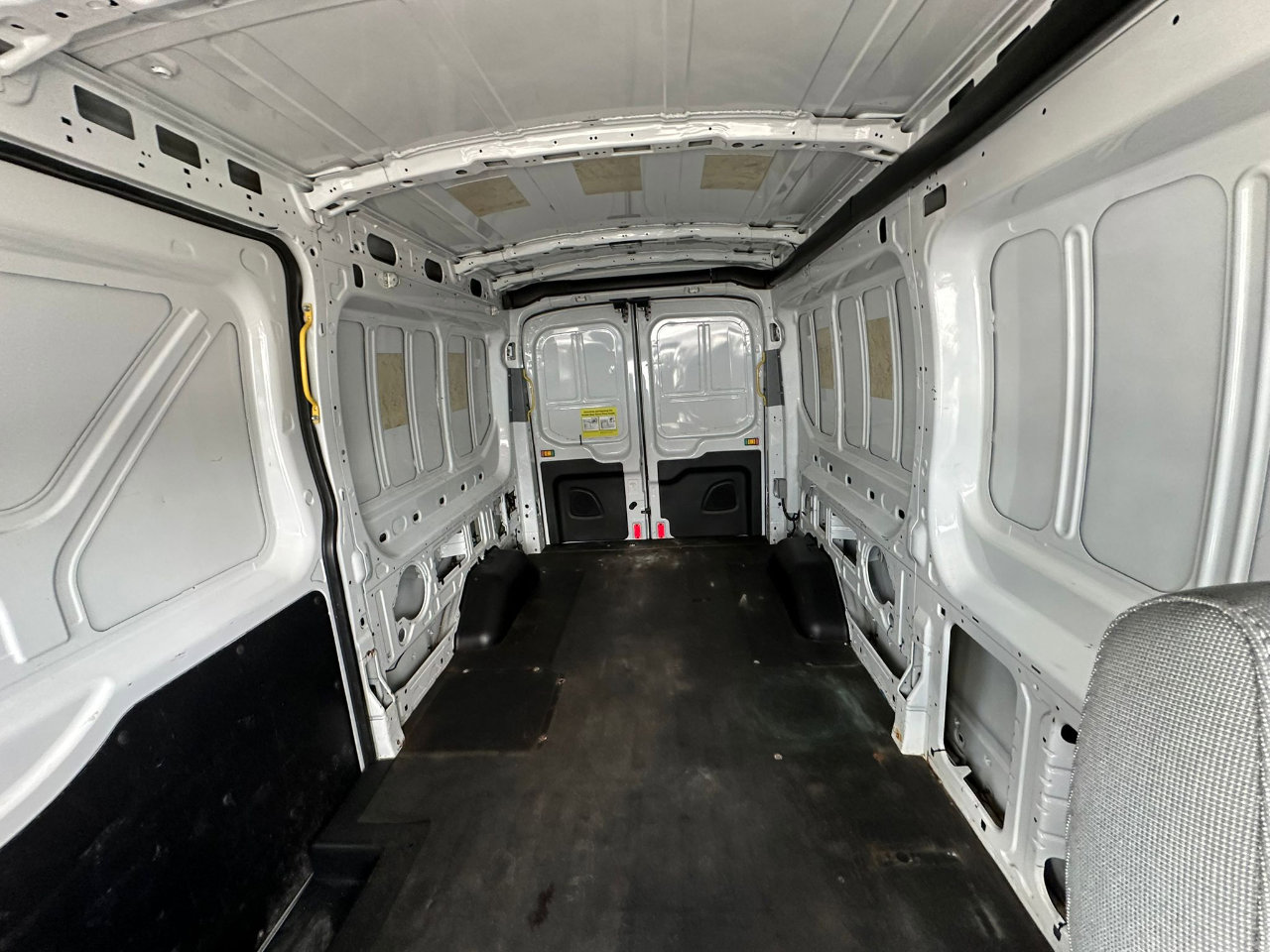 Used 2016 Ford Transit 150 148 Medium Roof image 12