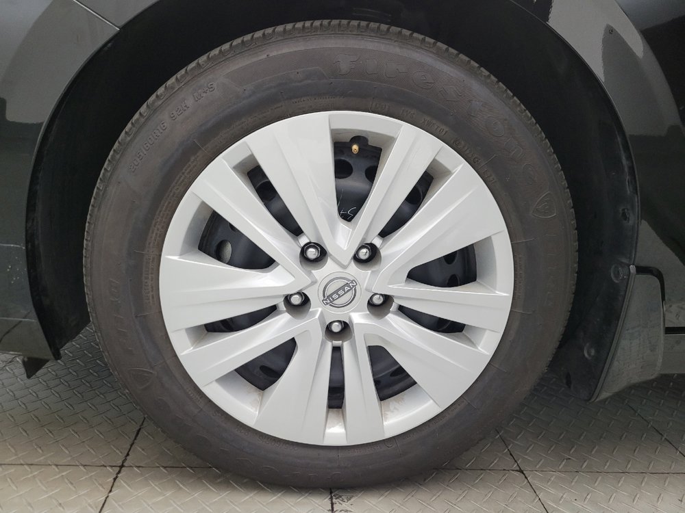 Used 2025 Nissan Sentra S FWD image 31