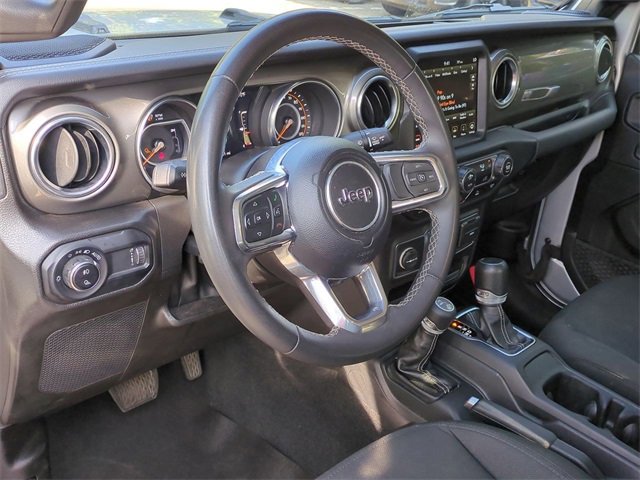 Used 2023 Jeep Gladiator Overland image 12