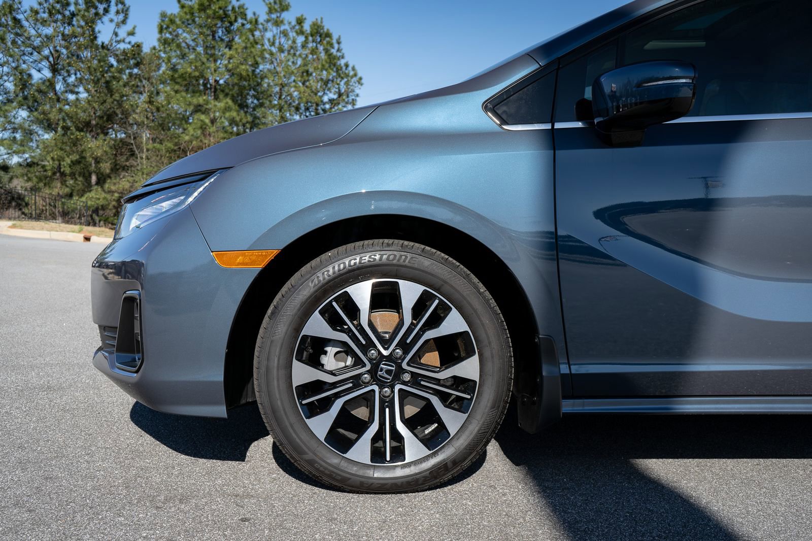 Used 2026 Honda Odyssey Elite image 4