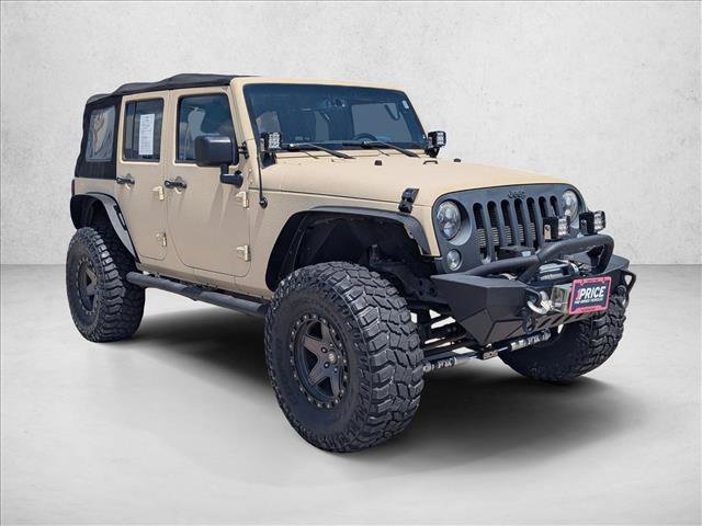 Used 2015 Jeep Wrangler Unlimited Rubicon w/ Connectivity Group image 3