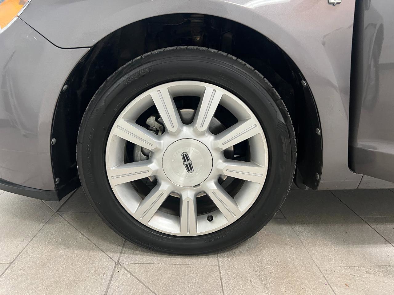 Used 2012 Lincoln MKZ FWD image 54