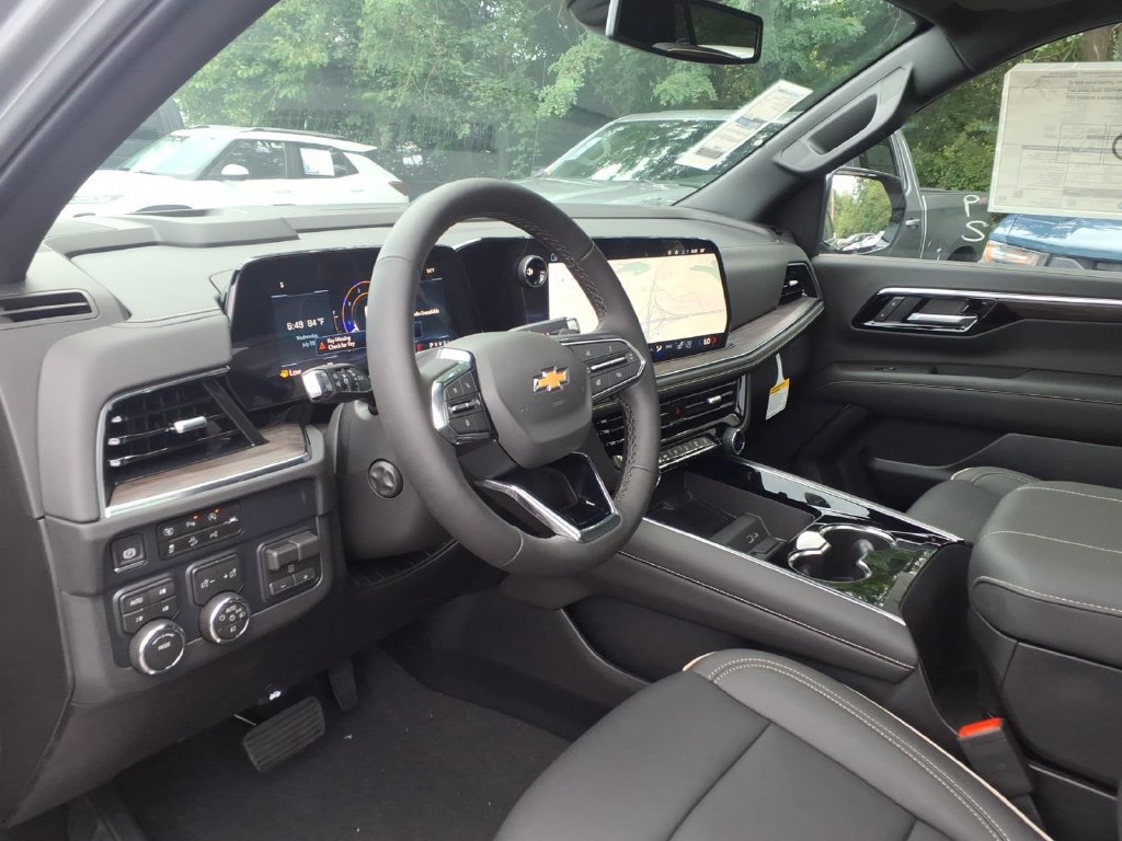 New 2026 Chevrolet Tahoe Premier w/ Sun And Tow Package AWD/4WD image 12