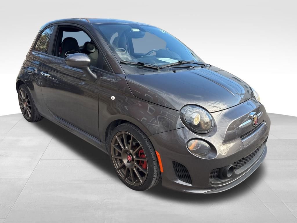 Used 2018 FIAT 500 Abarth w/ Popular Equipment Package image 5