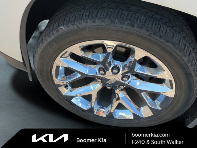 Used 2016 Cadillac Escalade Luxury AWD/4WD image 9