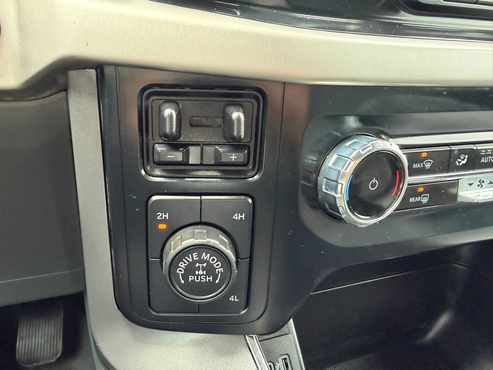 Used 2023 Ford F150 XLT w/ Equipment Group 301A Mid AWD/4WD image 15
