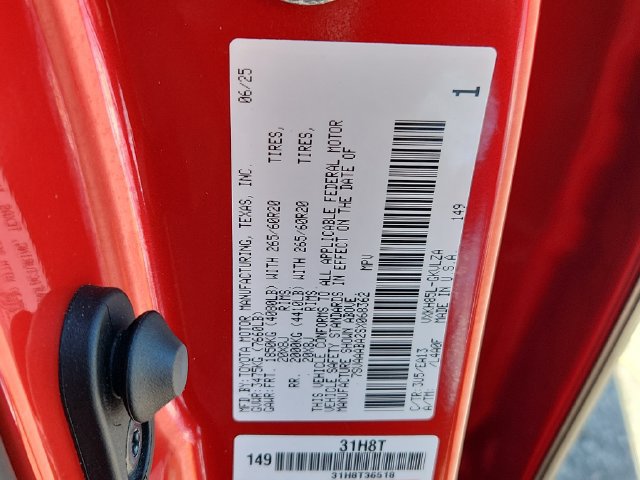 Used 2025 Toyota Sequoia Limited w/ Tow Technology Package AWD/4WD image 15