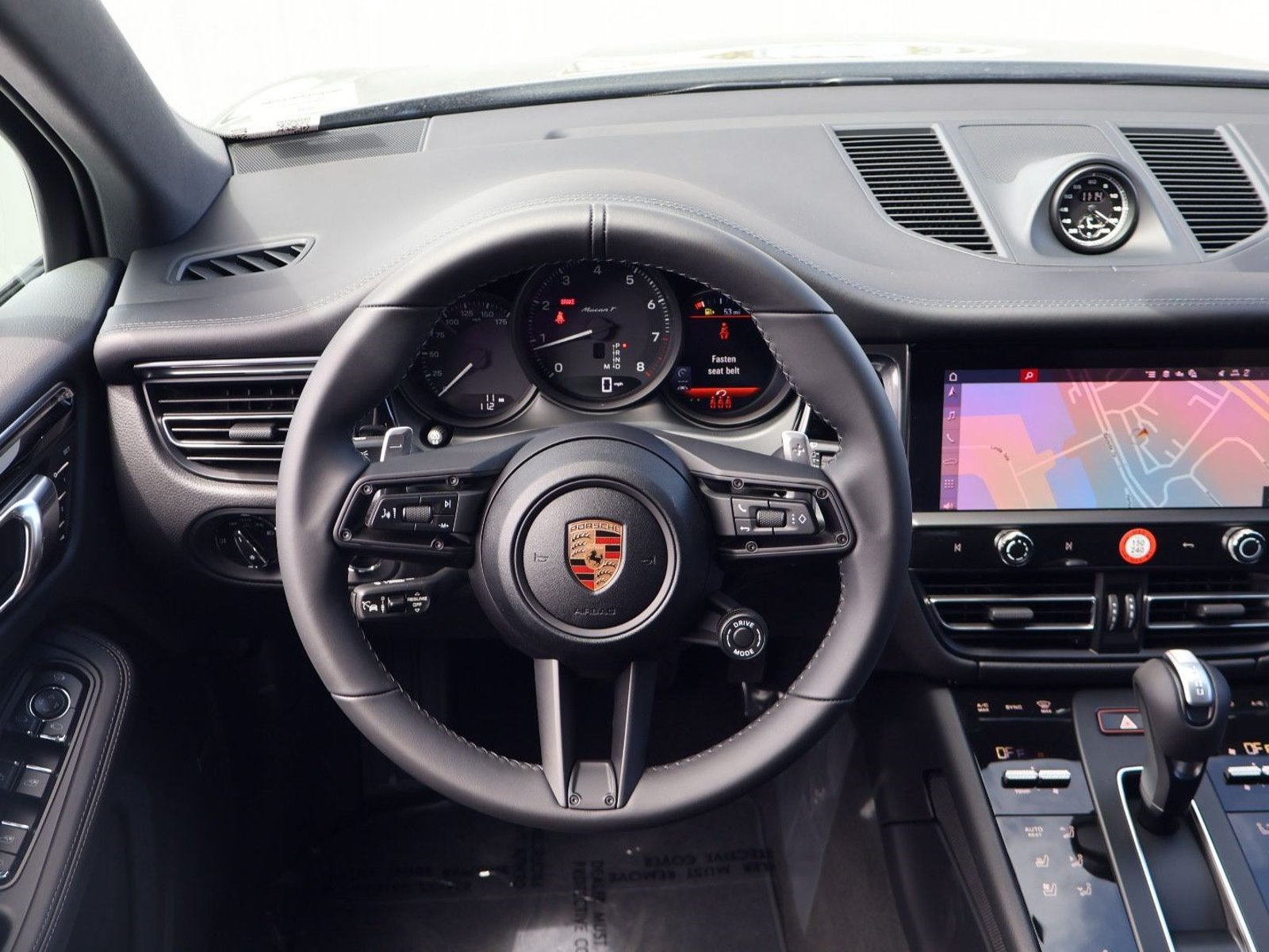 New 2026 Porsche Macan Turbo AWD/4WD image 15