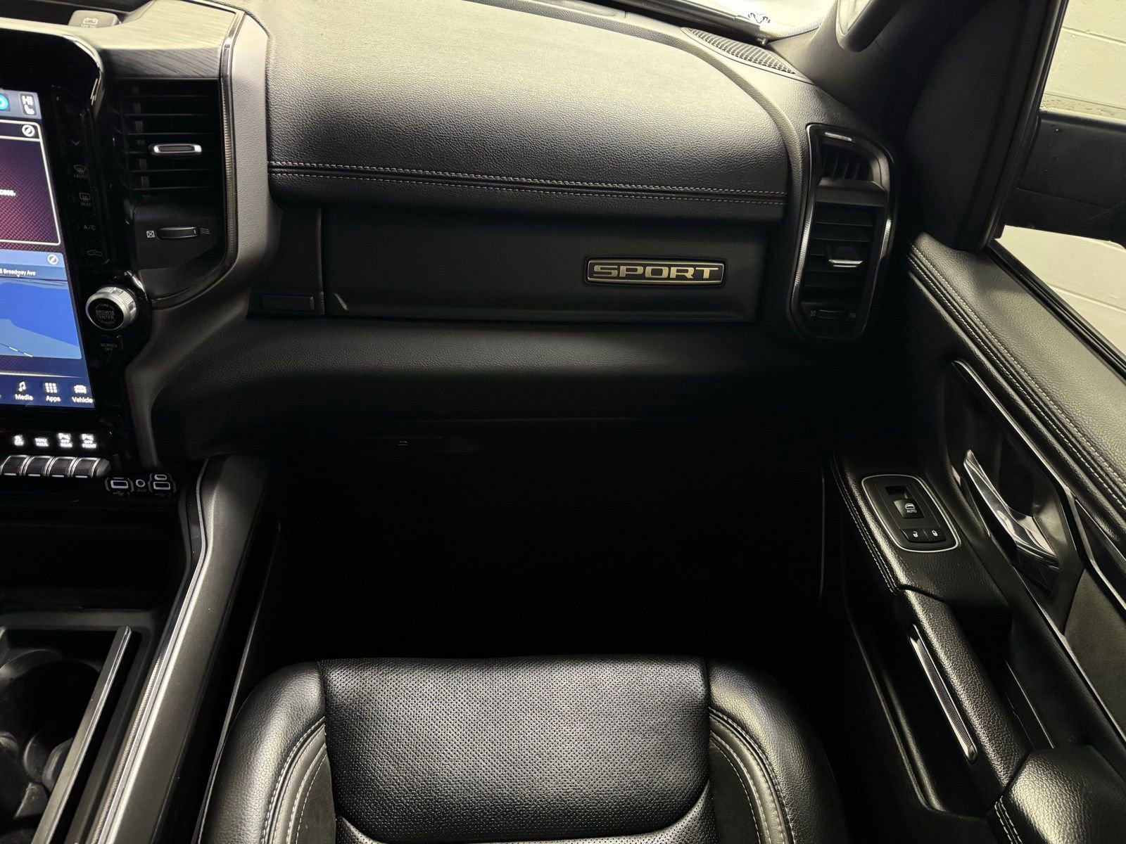 Used 2023 RAM 1500 Sport w/ G/T Package image 19